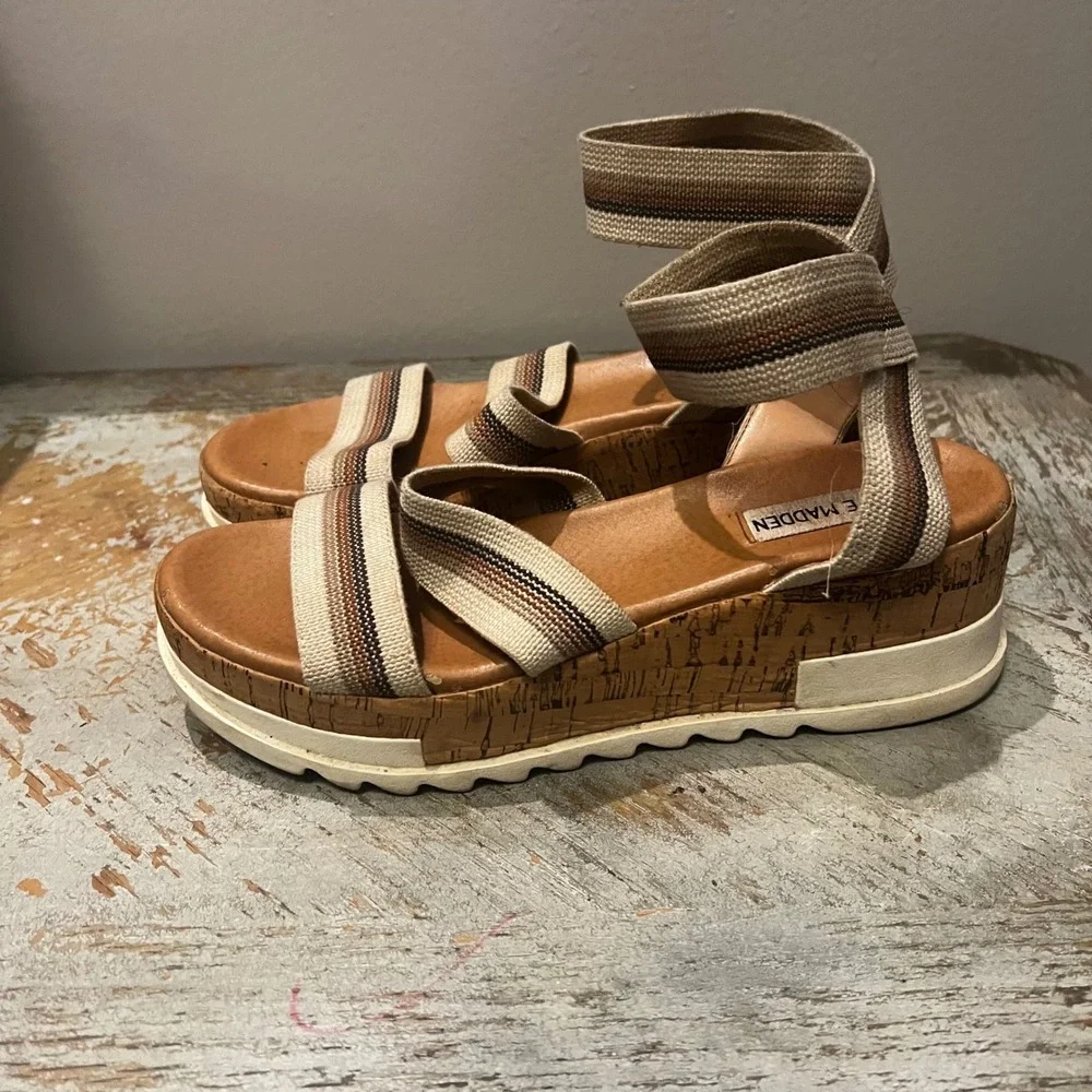Steve Madden Bandi Tan Striped Elastic Platform Sandals Womens 7.5 BAND02S1